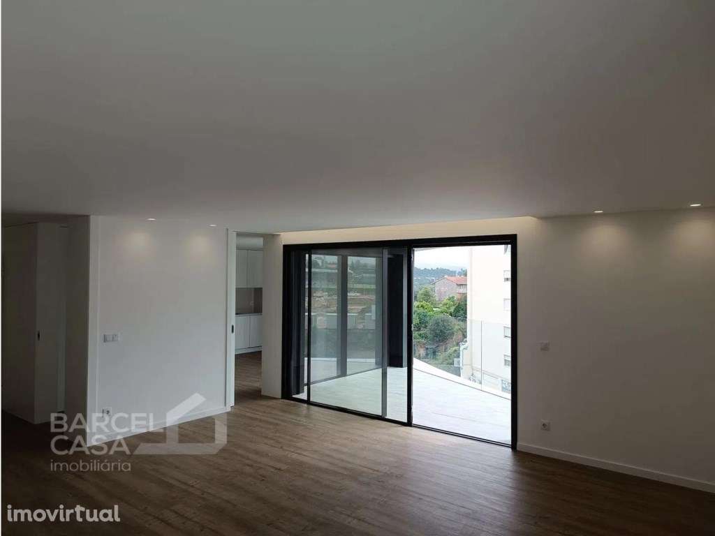 Arrenda-se T3 novo e c/ garagem, no centro de Barcelos - Grande imagem: 4/13