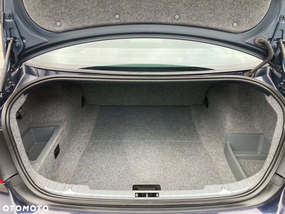 BMW Seria 3 325i - 20