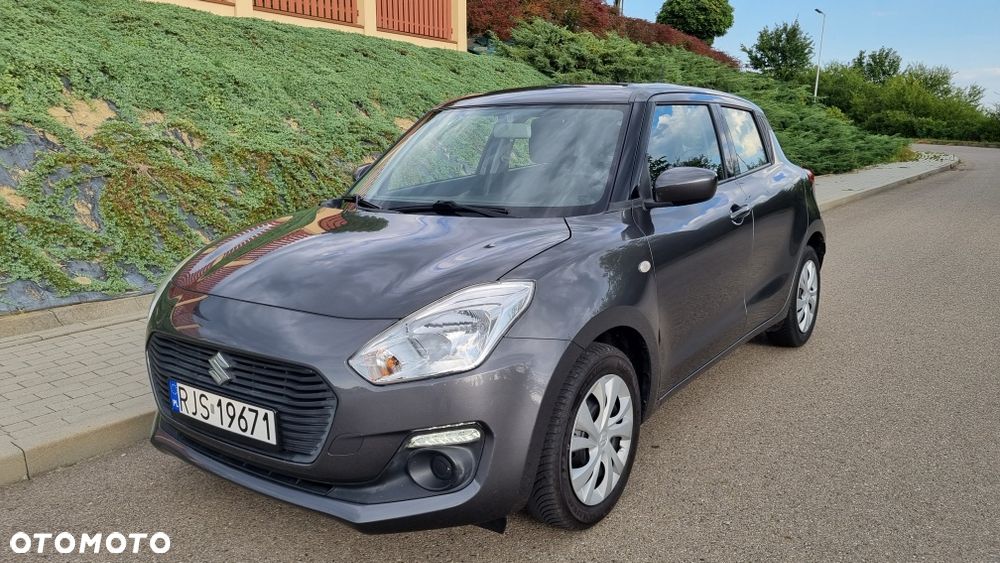 Suzuki Swift - 1