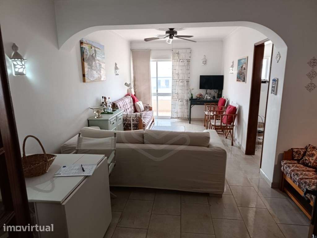Apartamento T2 no Centro de Quarteira, Algarve - Grande imagem: 2/14