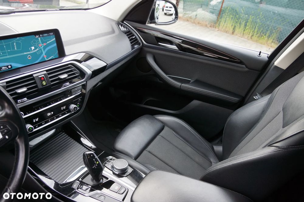 BMW X3 xDrive20d - 25