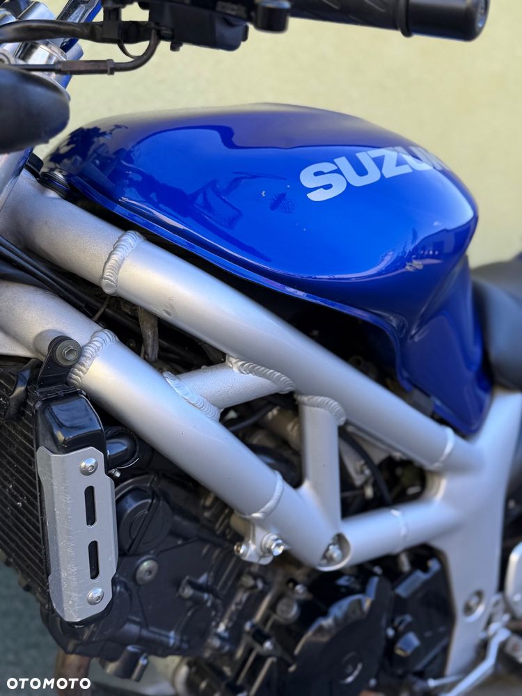 Suzuki SV - 30