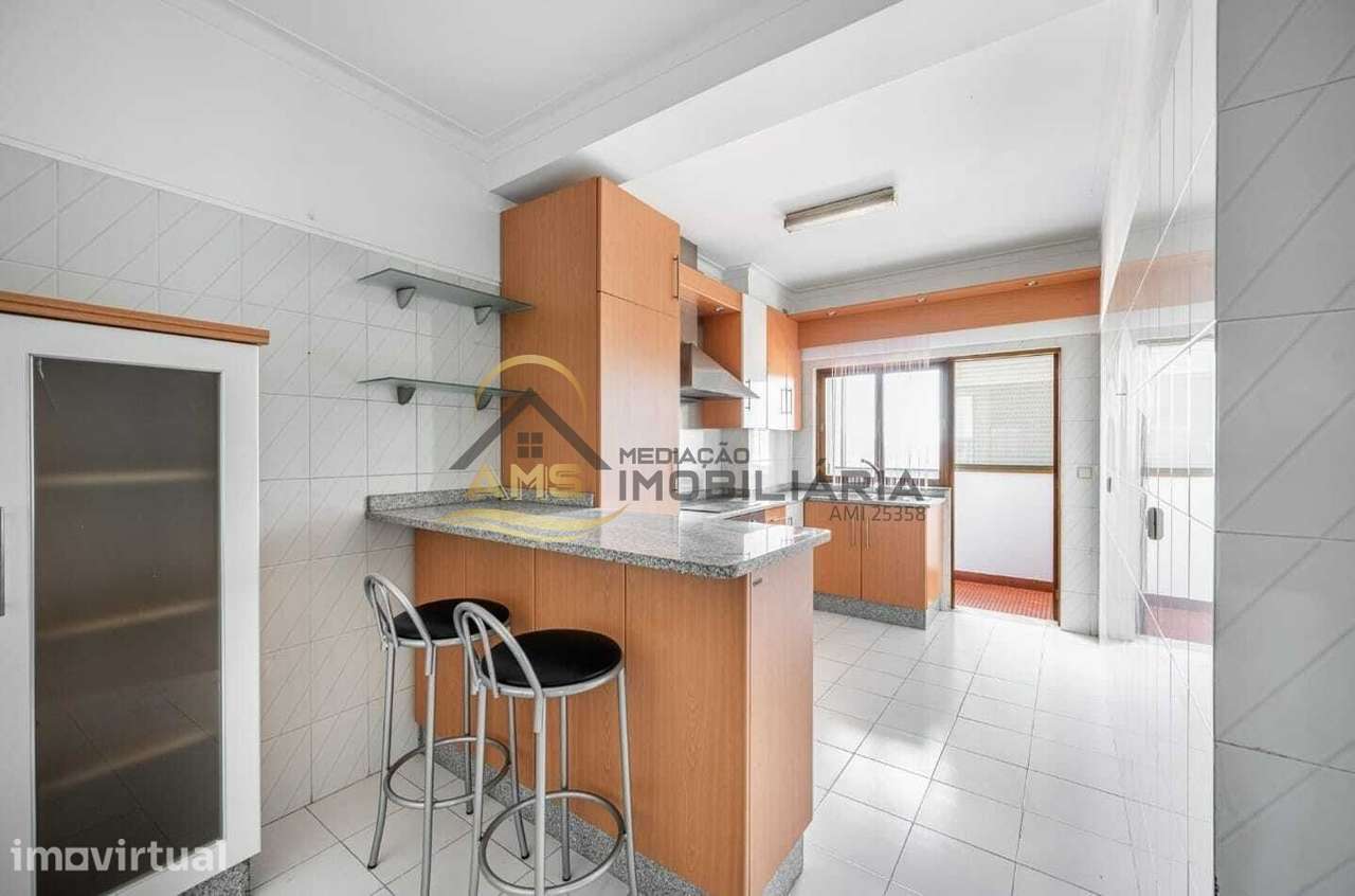 APARTAMENTO T3 CENTRO DE FAFE - Grande imagem: 5/34