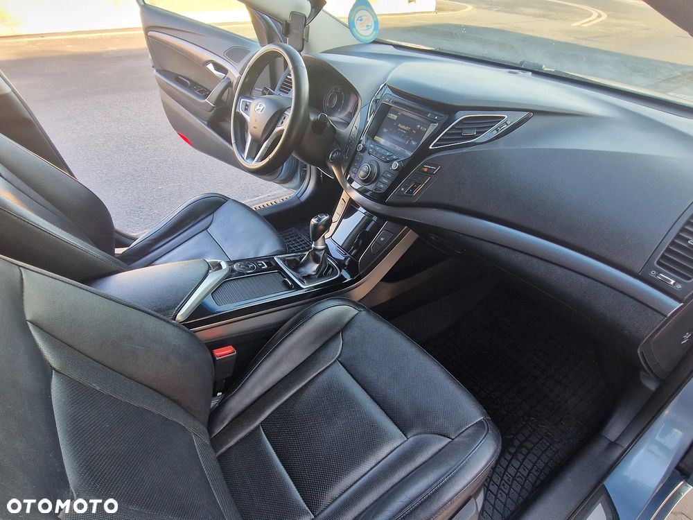 Hyundai i40 1.7 CRDi Comfort + - 15