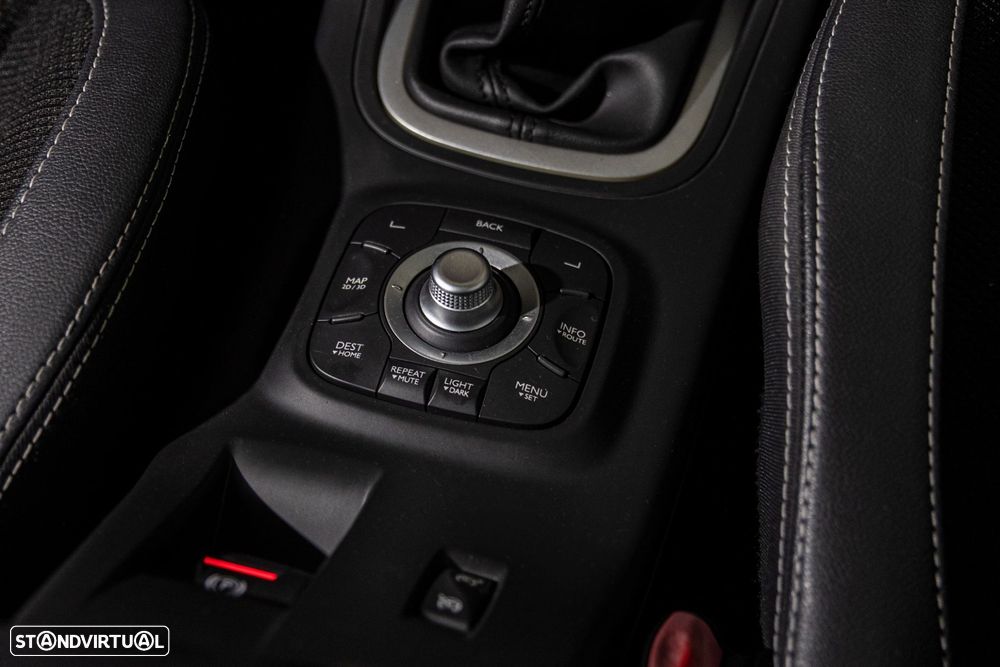 Renault Mégane CC 1.5 dCi Dynamique S - 17