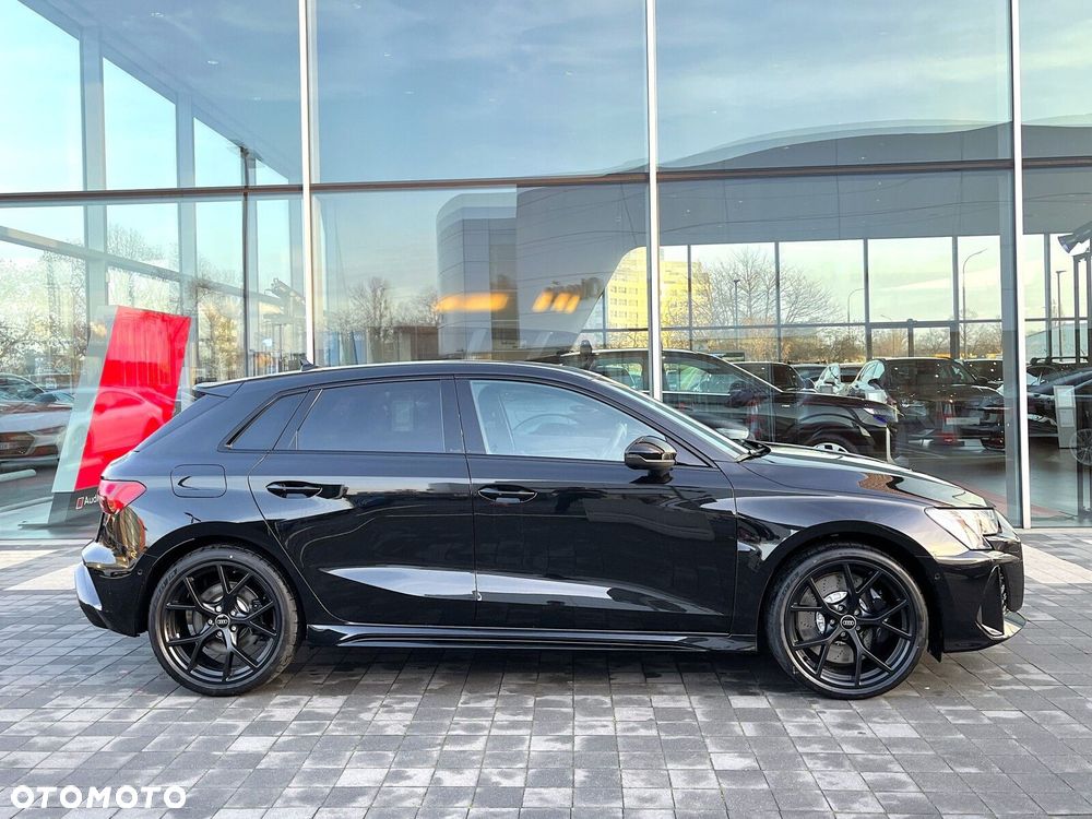 Audi RS3 Sportback - 1