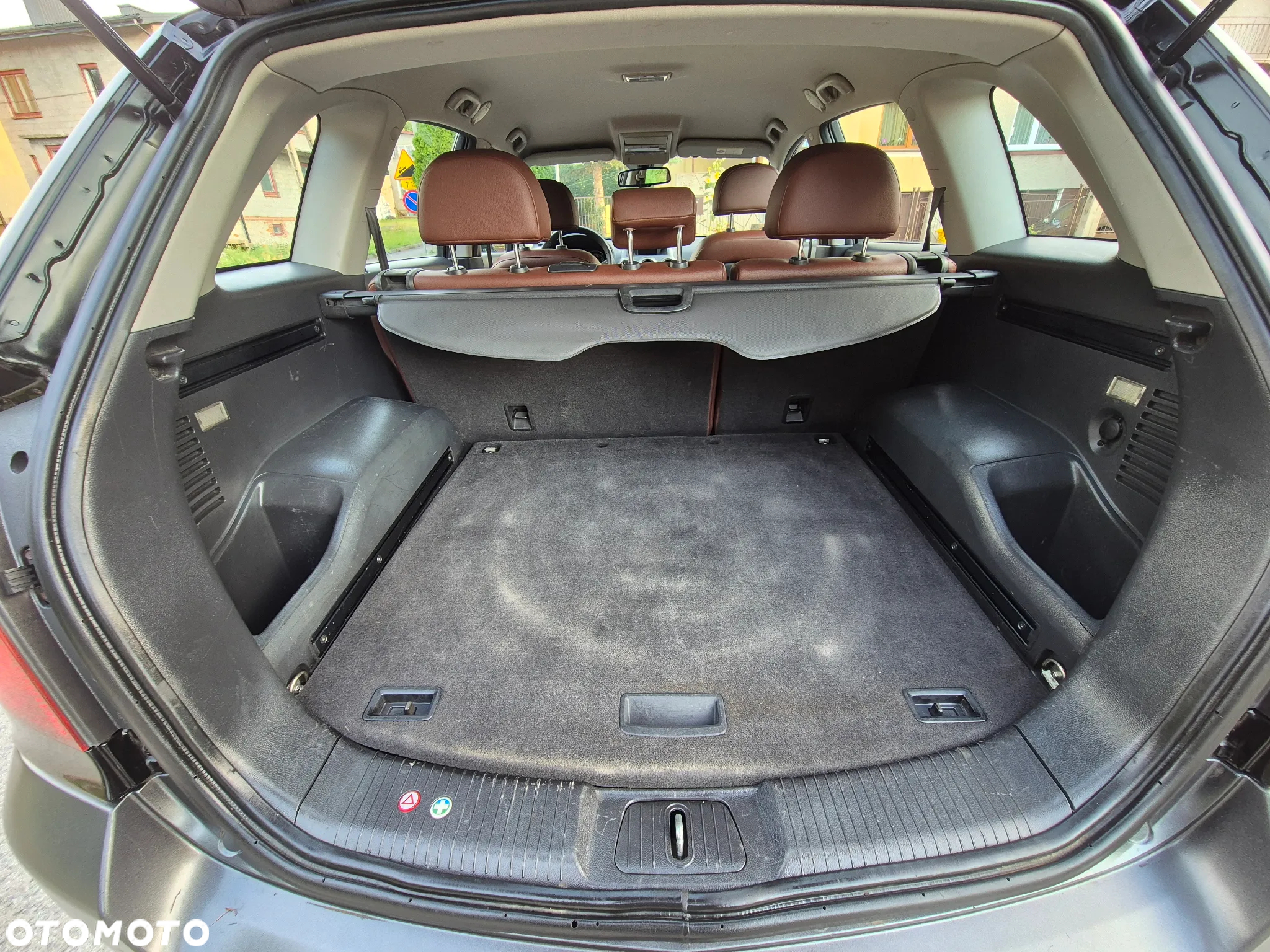 Opel Antara 3.2 V6 4x4 Cosmo - 24