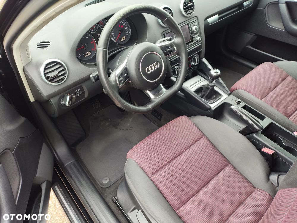 Audi A3 Sportback - 10