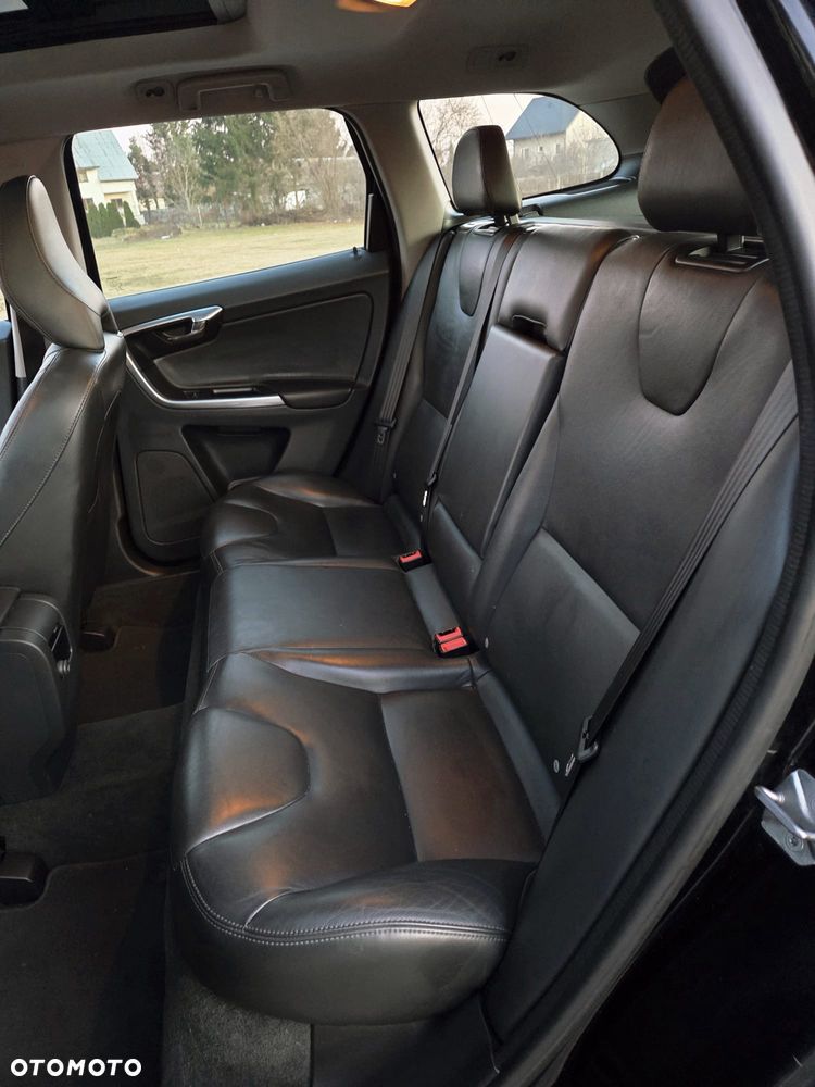 Volvo XC 60 D3 Drive-E Summum - 12
