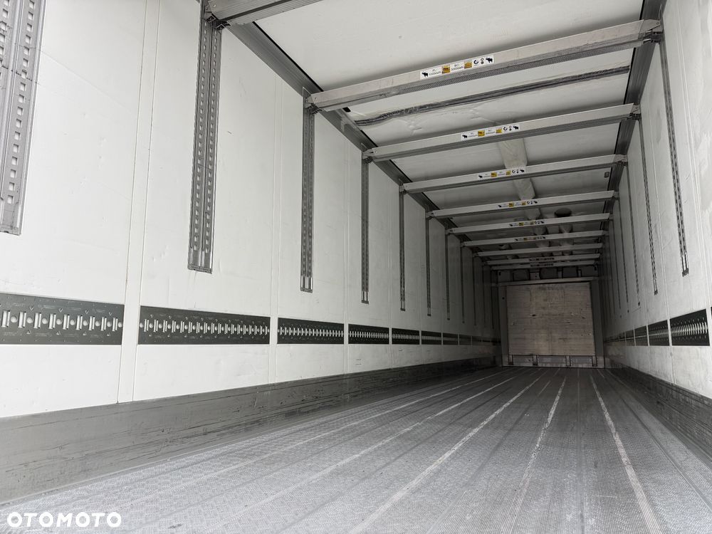 Schmitz Cargobull - 20