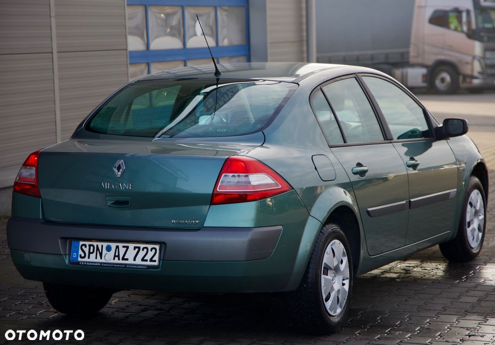 Renault Megane 1.4 Authentique - 12