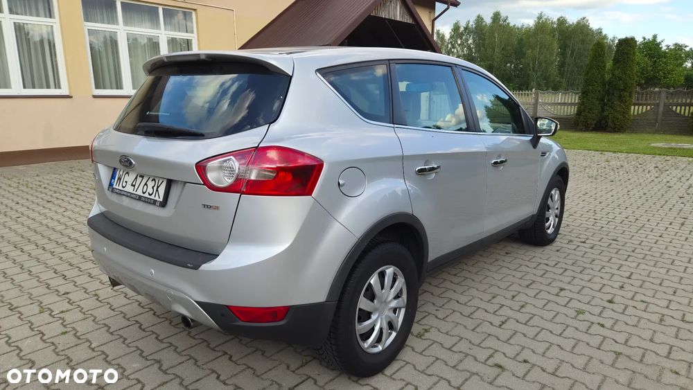 Ford Kuga 2.0 TDCi 4x4 Titanium - 7