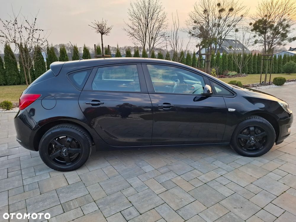 Opel Astra 1.4 Sport - 22