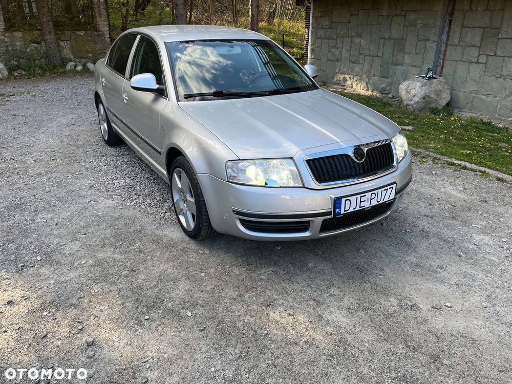 Skoda Superb 2.0 Comfort - 1