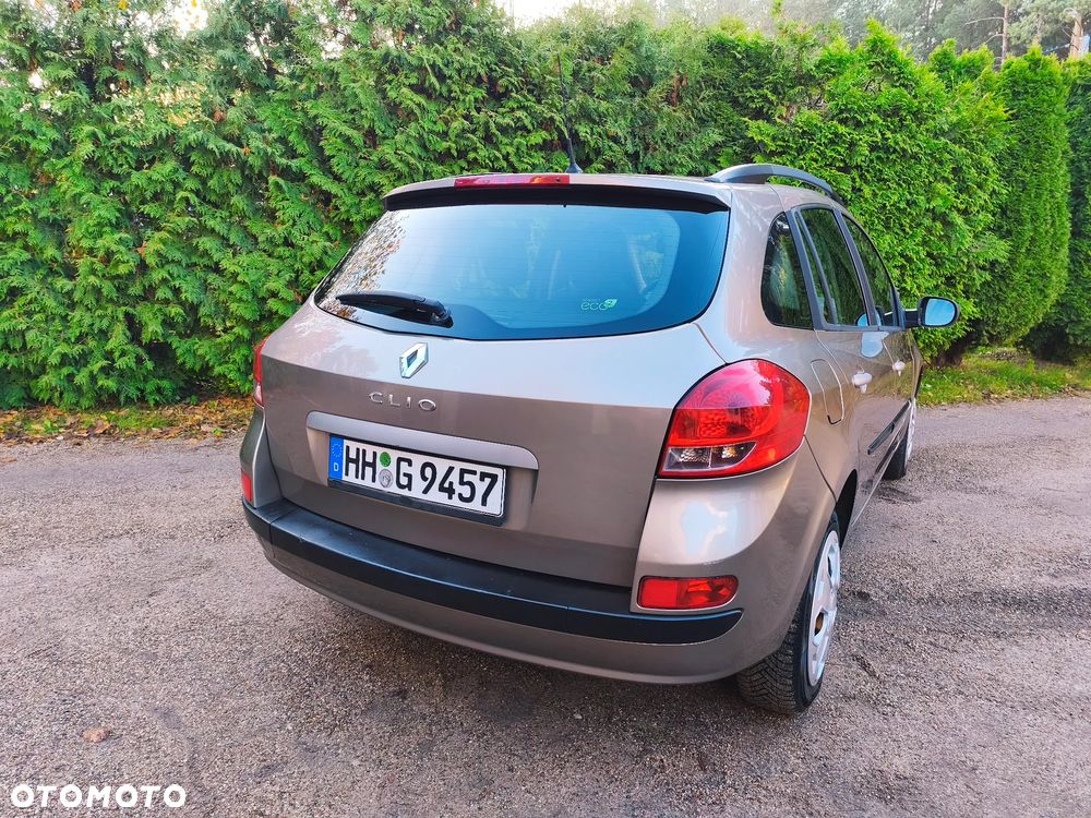 Renault Clio - 14