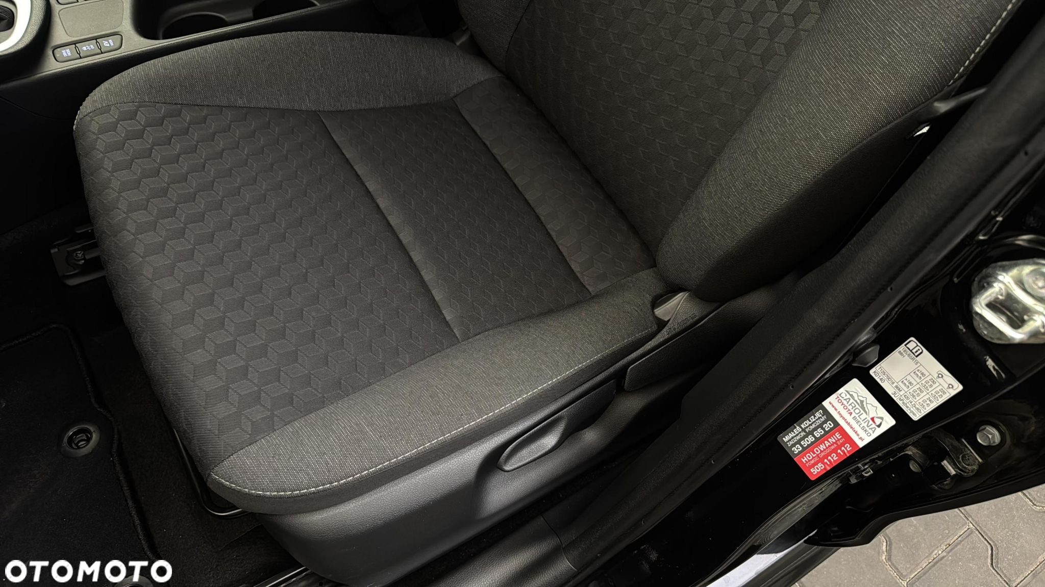 Toyota Yaris Hybrid 1.5 Comfort - 13