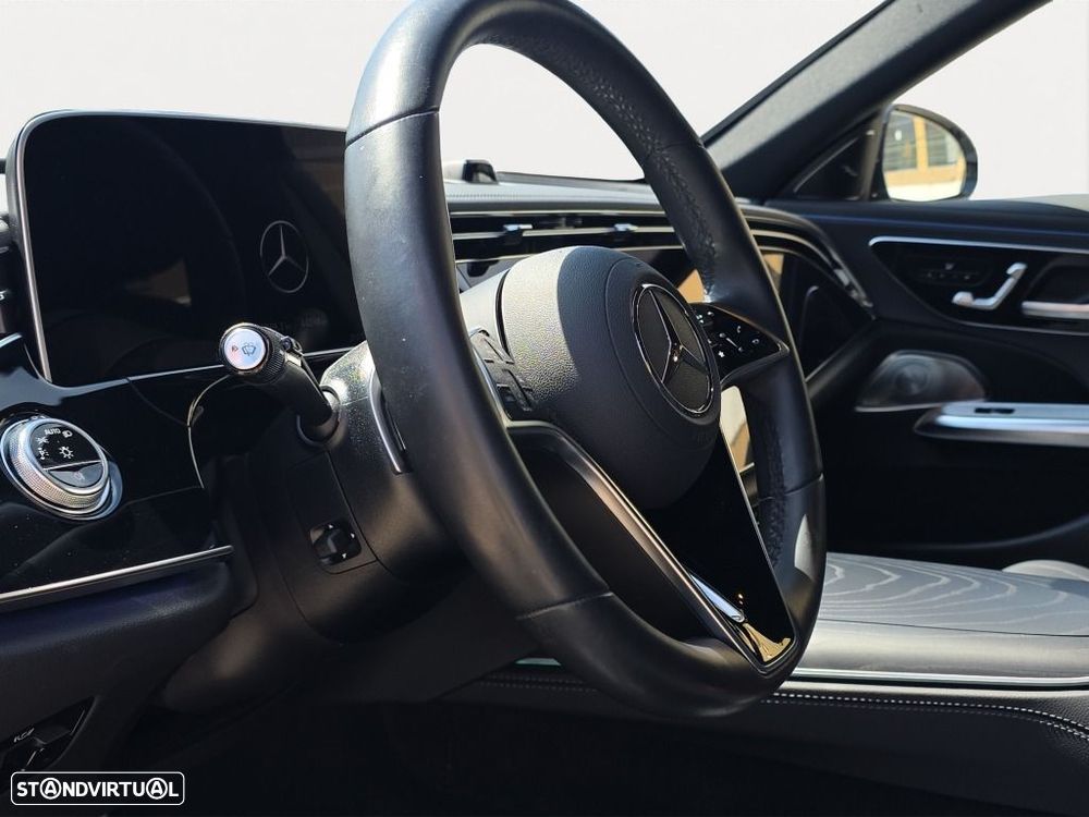 Mercedes-Benz E 300 — fotografia 10