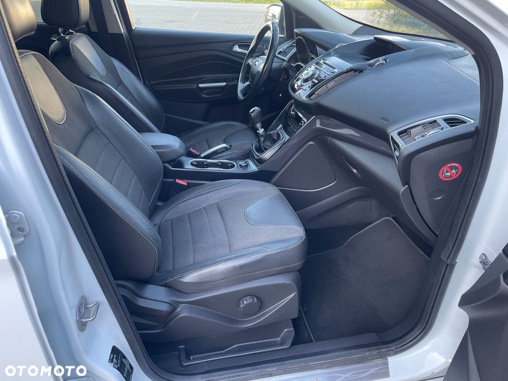 Ford Kuga 2.0 TDCi 4x4 Champions Edition - 22