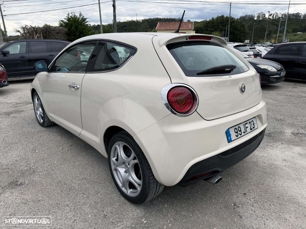 Alfa Romeo MiTo 1.3 JTD Distinctive - 6