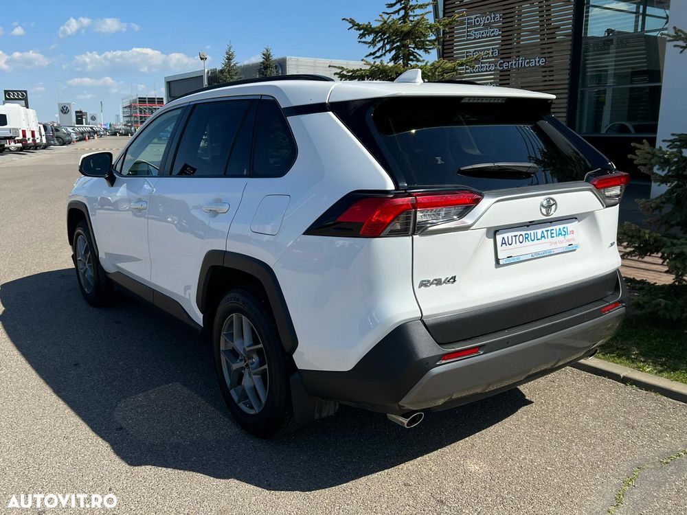 Toyota RAV4 2.0P 6MT AWD Dynamic - 7
