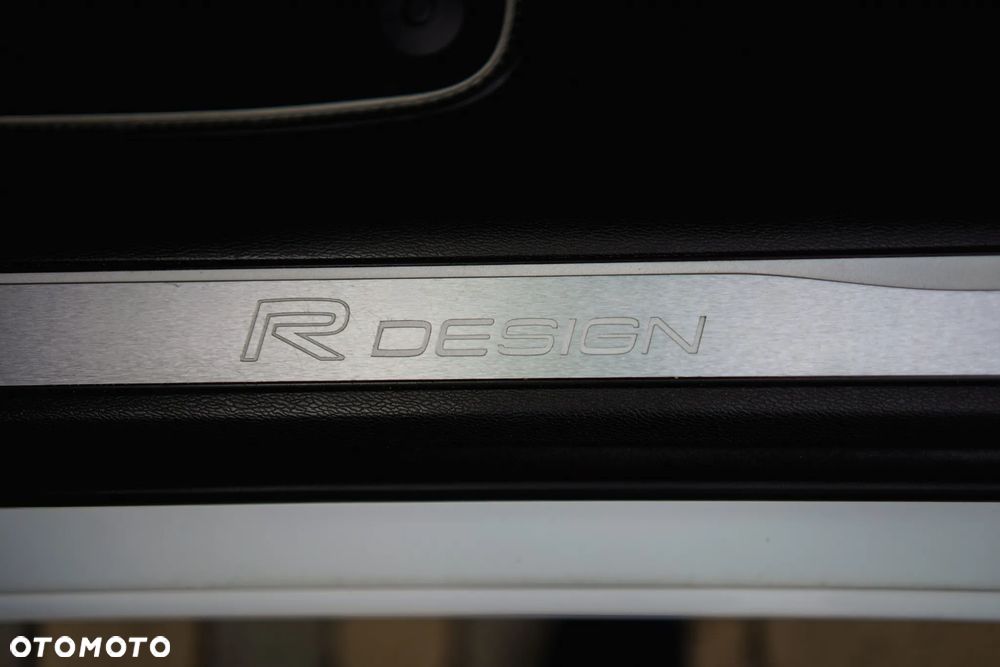 Volvo XC 60 T5 AWD Geartronic RDesign - 18