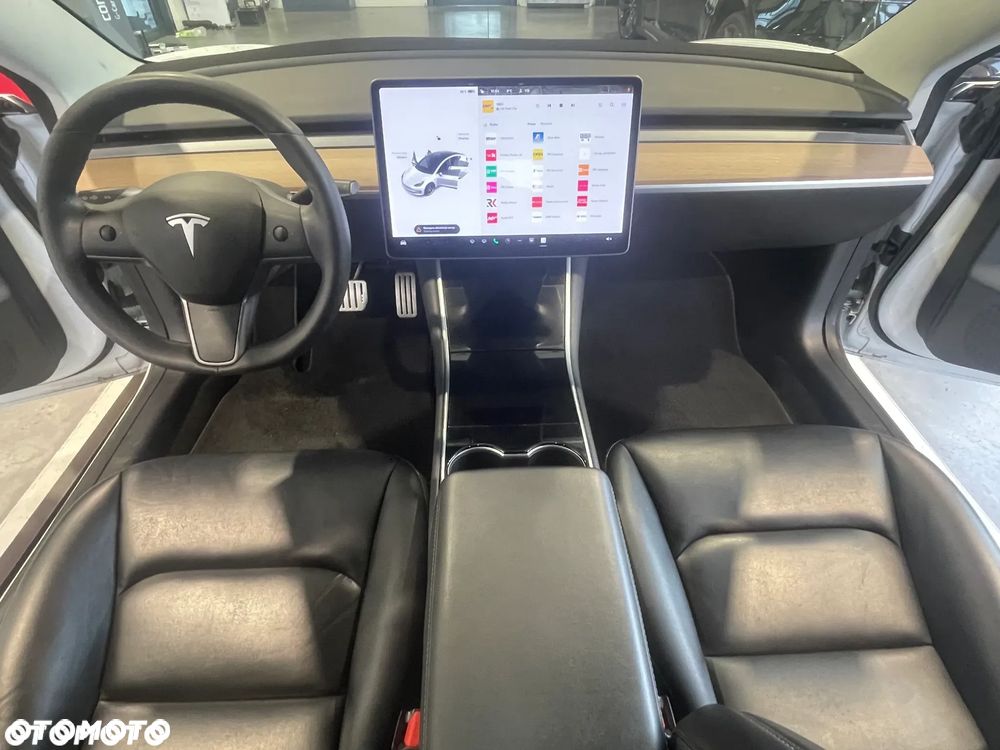 Tesla Model 3 Langstreckenbatterie Allradantrieb Dual Motor Performance - 4