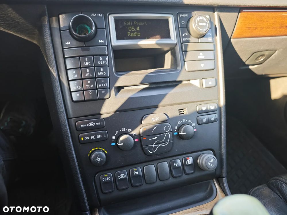 Volvo XC 90 2.4D Momentum - 16