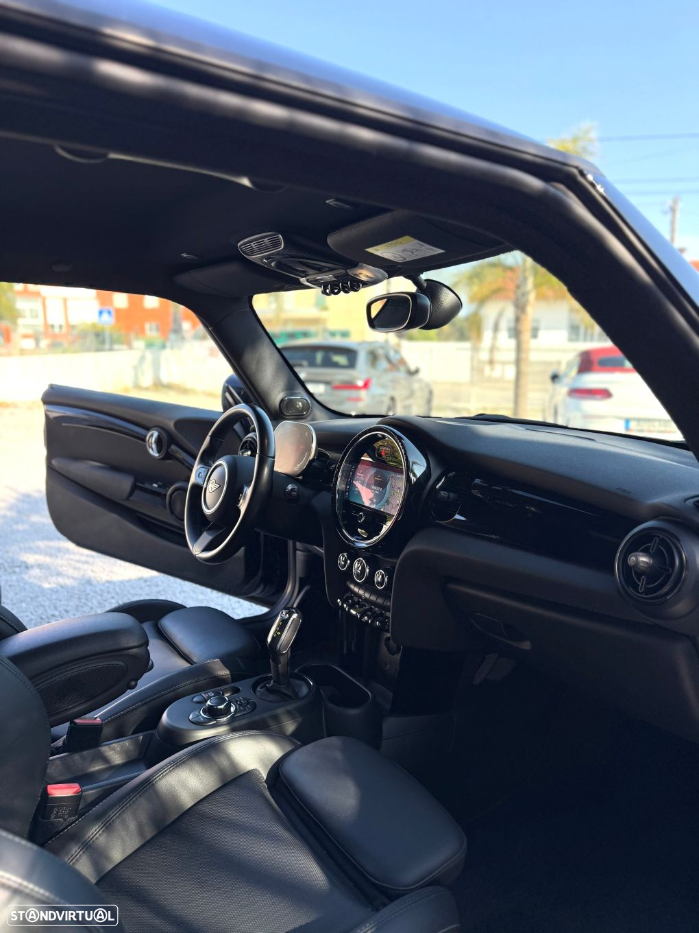 MINI 3 Portas Cooper SE Premium Extra Essential - 12