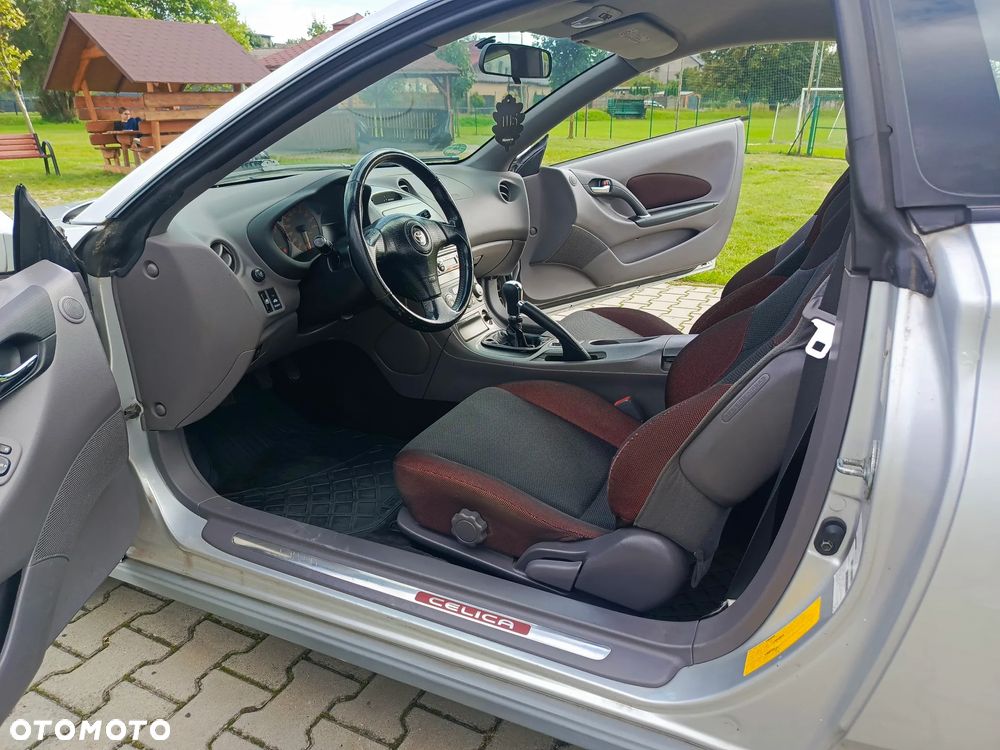 Toyota Celica 1.8 VVT-i Sol - 17