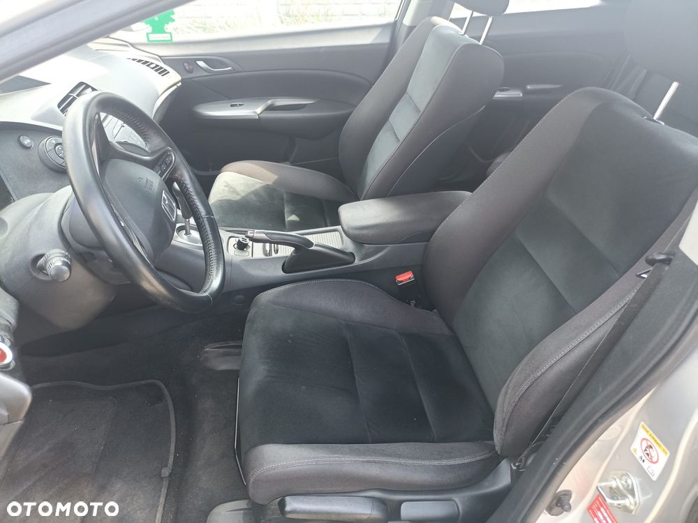 Honda Civic 1.4 i-VTEC - 7