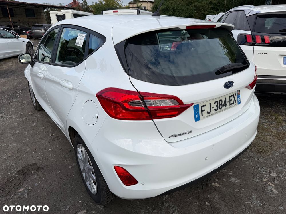 Ford Fiesta - 38