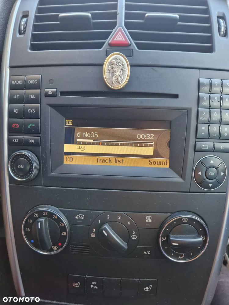 Mercedes-Benz Klasa B - 34