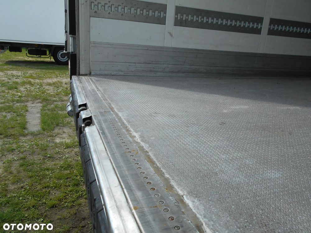 Schmitz Cargobull chłodnia multitemperatura - 15