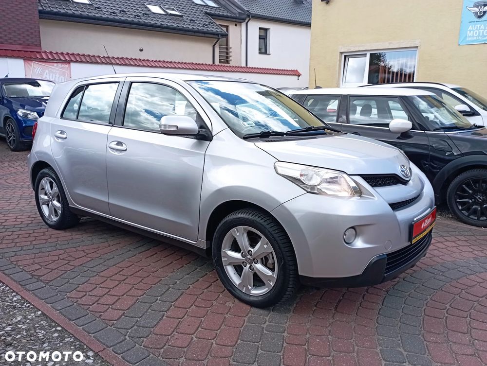 Toyota Urban Cruiser 1.33 Sol - 3