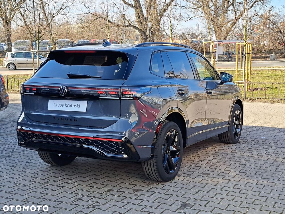 Volkswagen Tiguan - 5