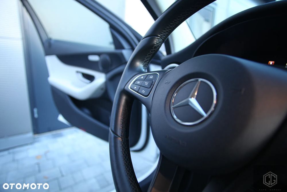 Mercedes-Benz Klasa C 200 (BlueTEC) d 7G-TRONIC - 30