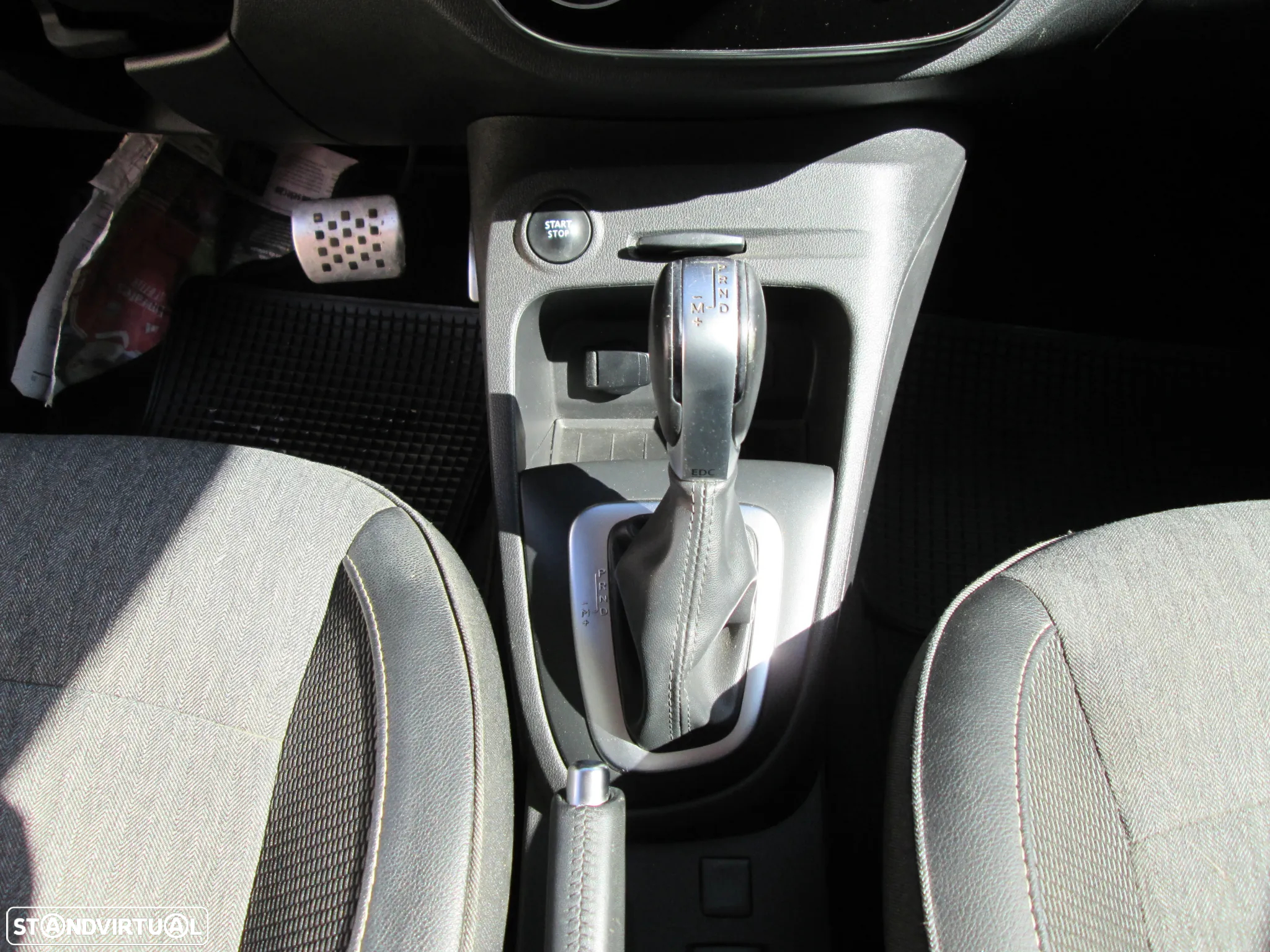 Renault Captur 1.5 dCi Exclusive EDC - 16