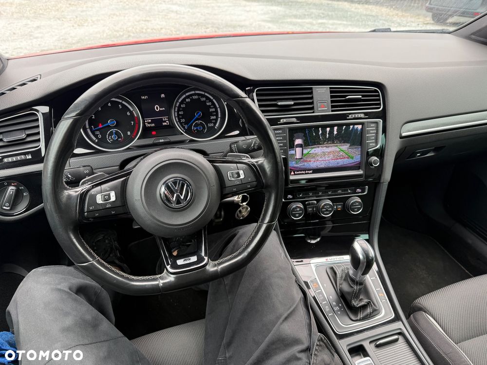 Volkswagen Golf - 13