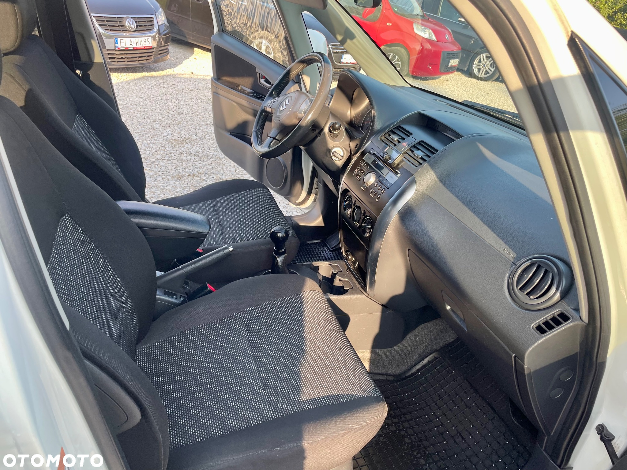 Suzuki SX4 1.6 Comfort - 28