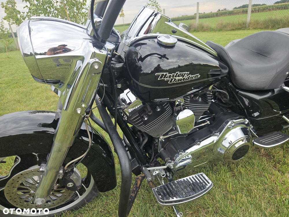 Harley-Davidson Touring Road King - 14