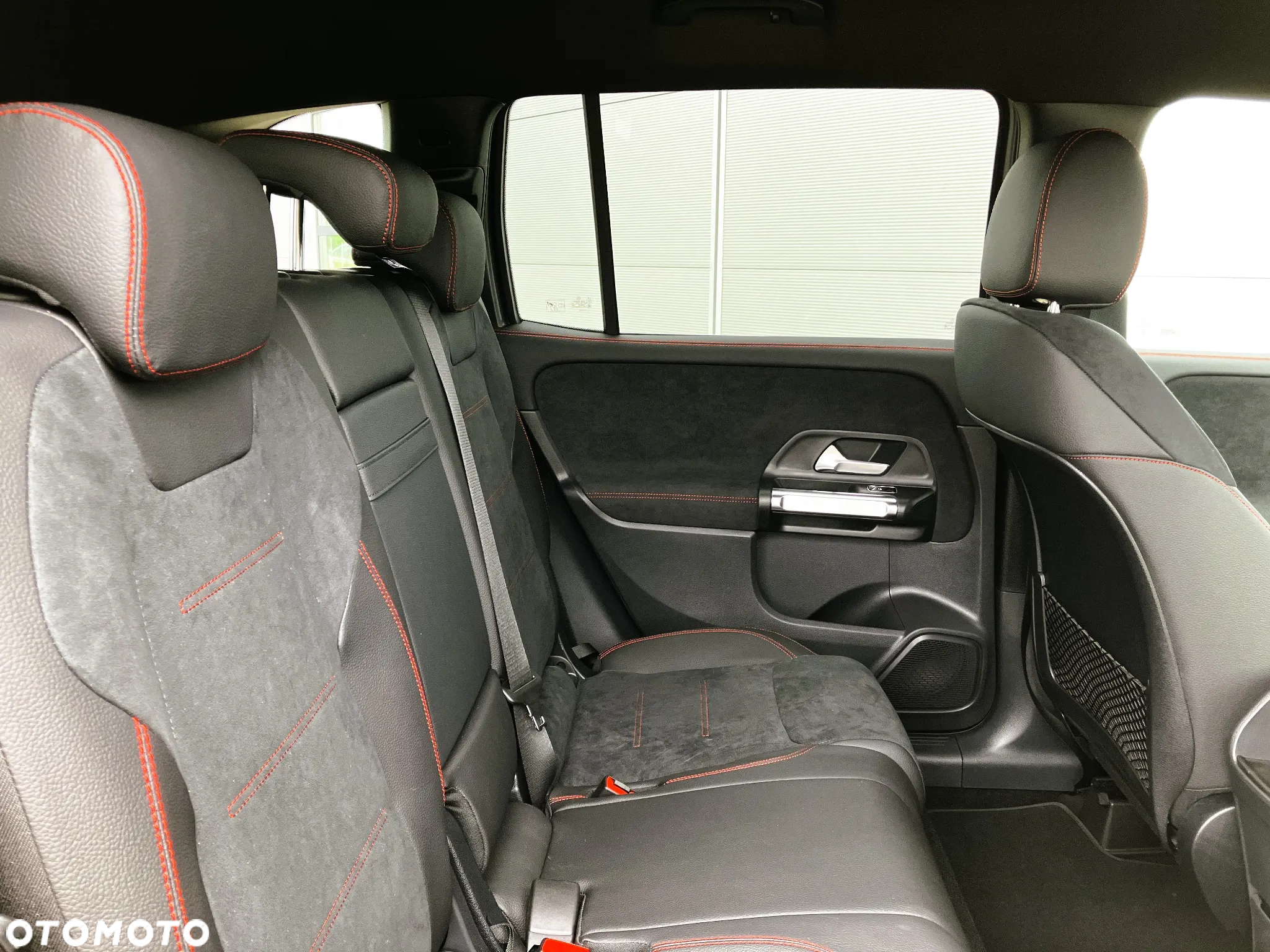 Mercedes-Benz GLB 220 mHEV 4-Matic 8G-DCT