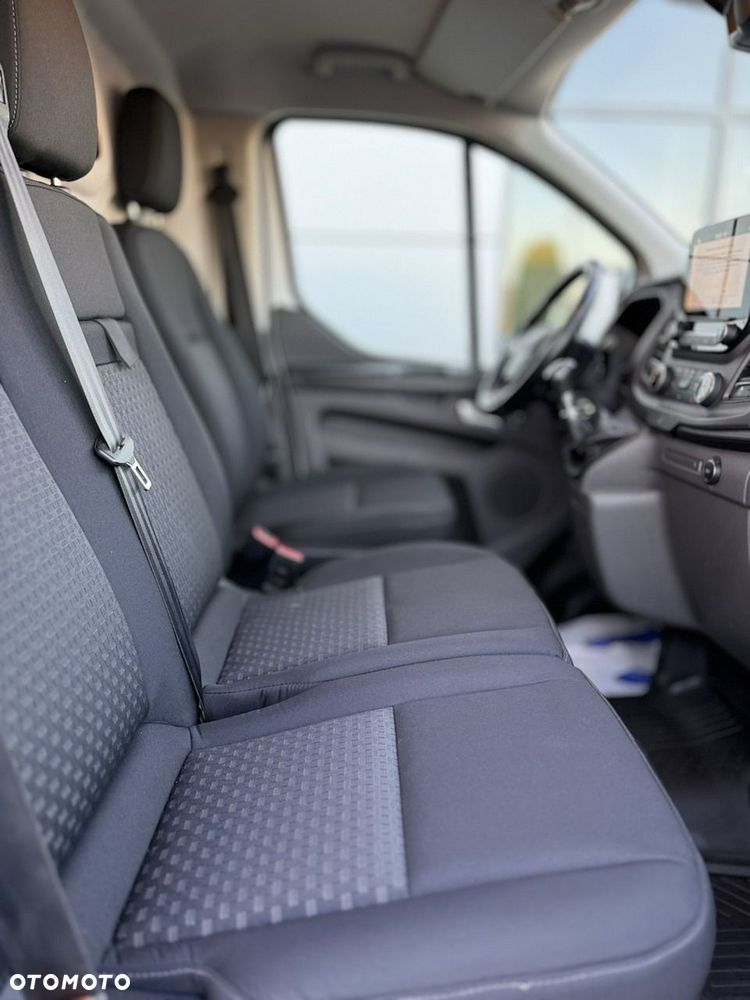 Ford Transit Custom - 14