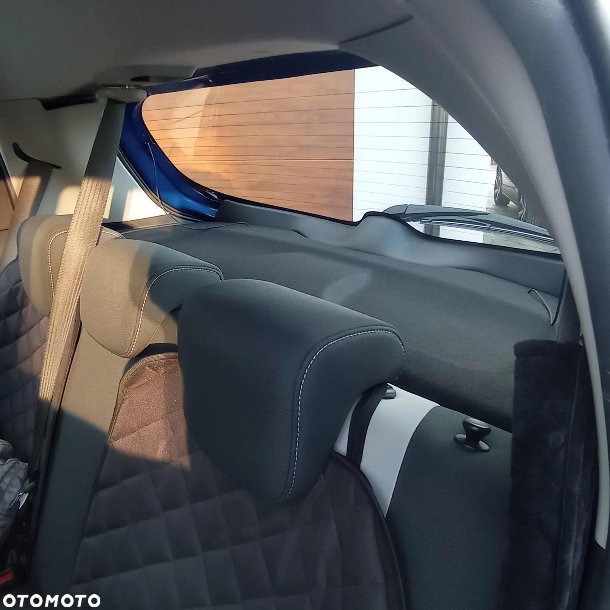 Toyota Yaris 1.5 Premium - 11