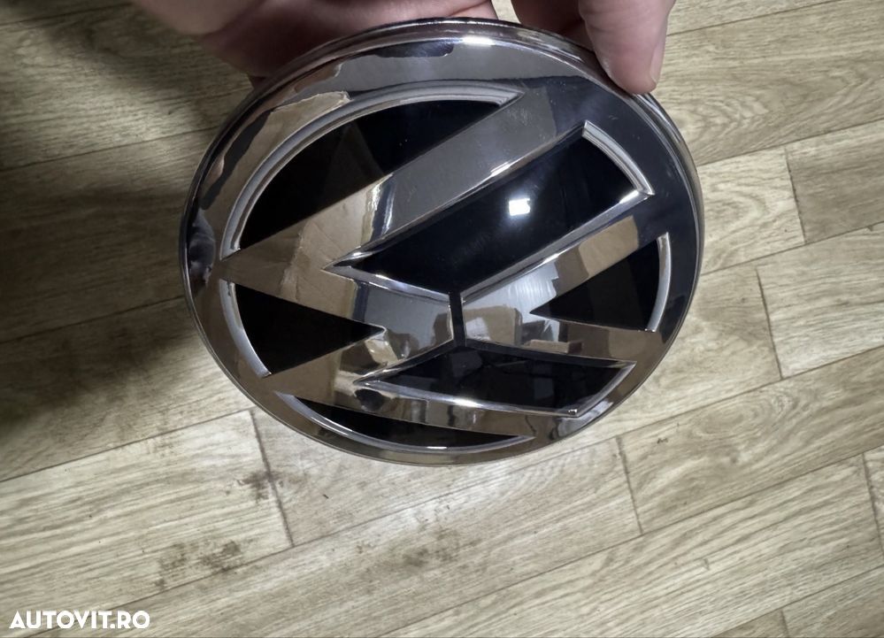 Emblema Radar Sigla Logo Radiator Vw Distronic ACC Vw Passat B8 GOLF 7 2015-2019 - 1
