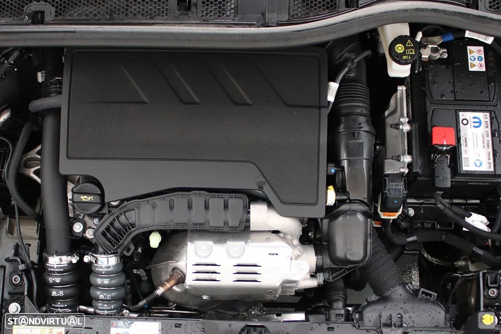 Peugeot 2008 1.2 PureTech Allure - 24