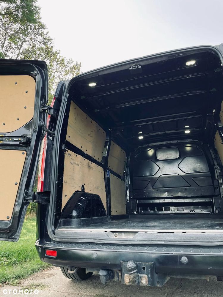 Ford Transit Custom - 9