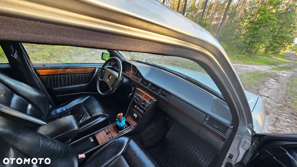 Mercedes-Benz W124 (1984-1993) - 9