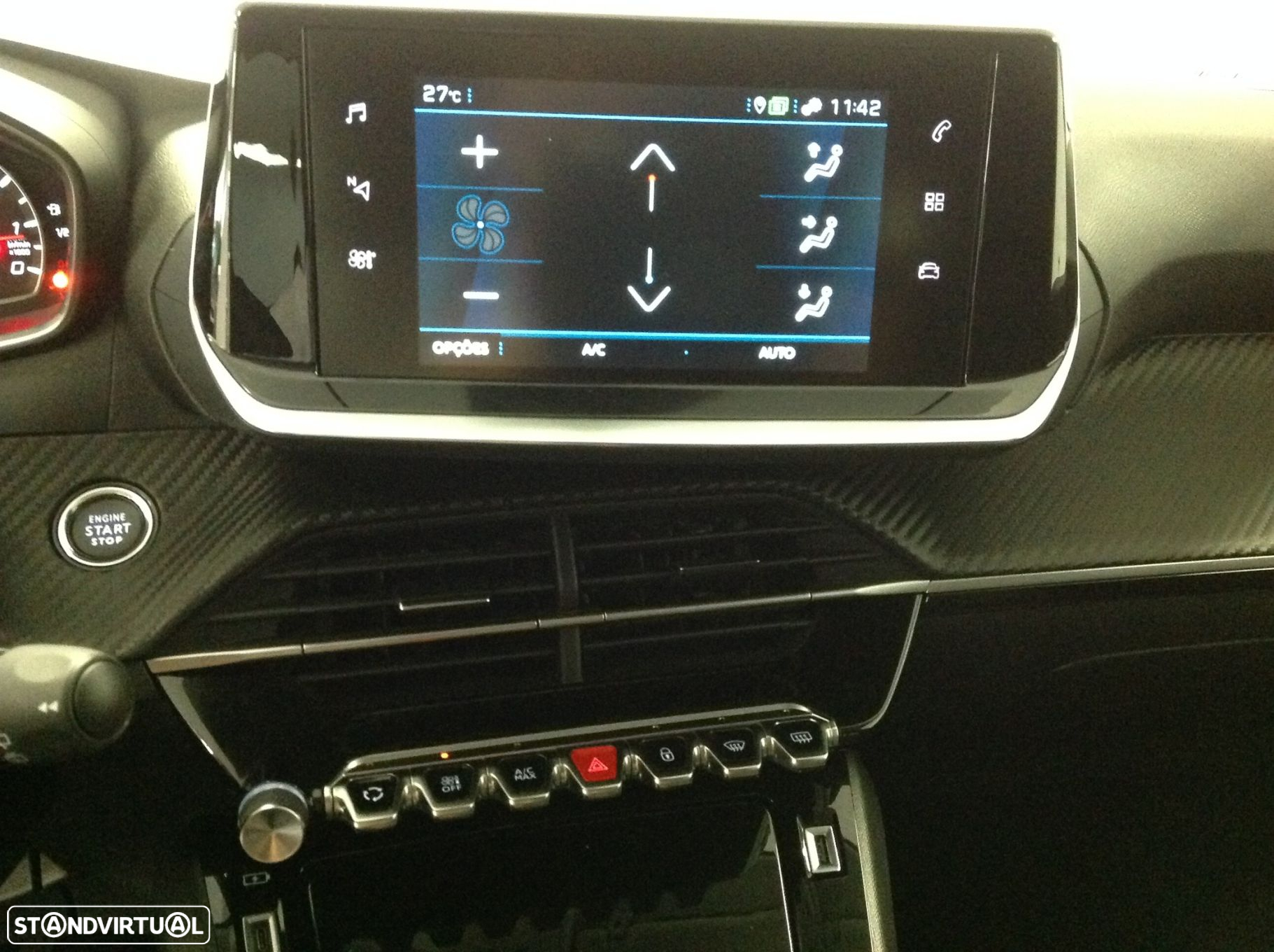 Peugeot 208 1.2 PureTech Allure - 39
