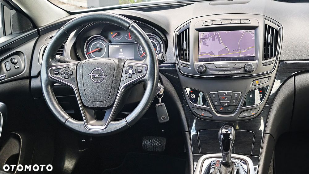 Opel Insignia - 28