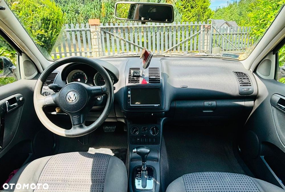 Volkswagen Polo - 5